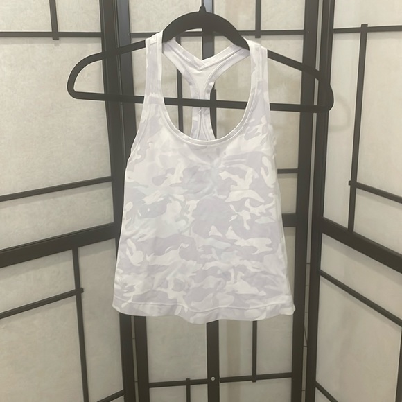 lululemon athletica Tops - Lululemon Camo Cropped Tank